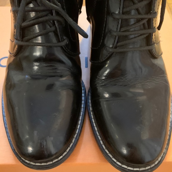 LOUIS VUITTON REPUBLIC BOOTS - Picture 9 of 13